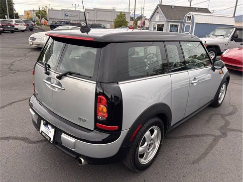 Used 2009 MINI Cooper Clubman Hardtop FWD image 5