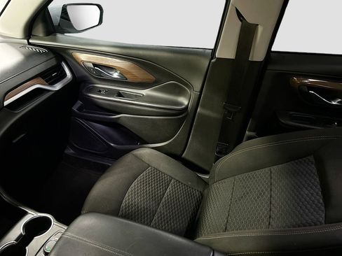 Used 2018 GMC Terrain SLE image 21