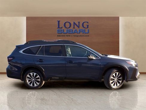 Used 2023 Subaru Outback Limited image 7