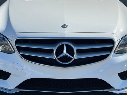 Used 2016 Mercedes-Benz E 350 Sedan image 4