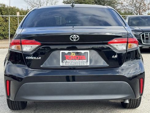 Used 2024 Toyota Corolla LE image 5
