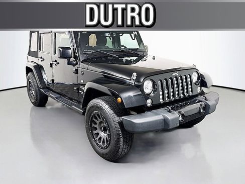 Used 2017 Jeep Wrangler Unlimited Sahara w/ Connectivity Group AWD/4WD image 1