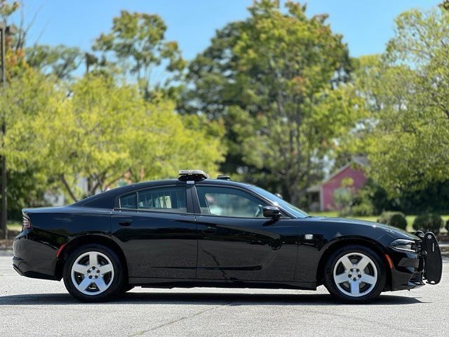 Used 2016 Dodge Charger Police RWD image 4