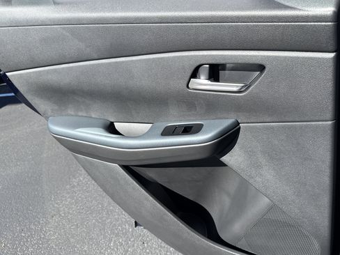 New 2026 Nissan Leaf SV+ w/ Floor Mat Package (SV+) image 13