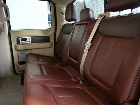Used 2014 Ford F150 King Ranch w/ King Ranch Luxury Package image 17