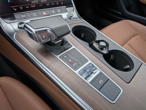 Certified 2025 Audi A6 Premium Plus image 16