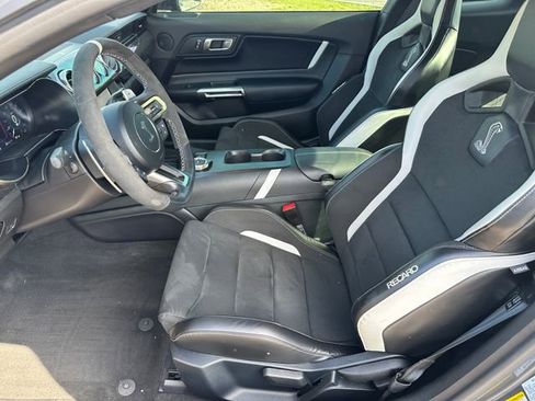 Used 2021 Ford Mustang Shelby GT500 w/ Technology Package image 15