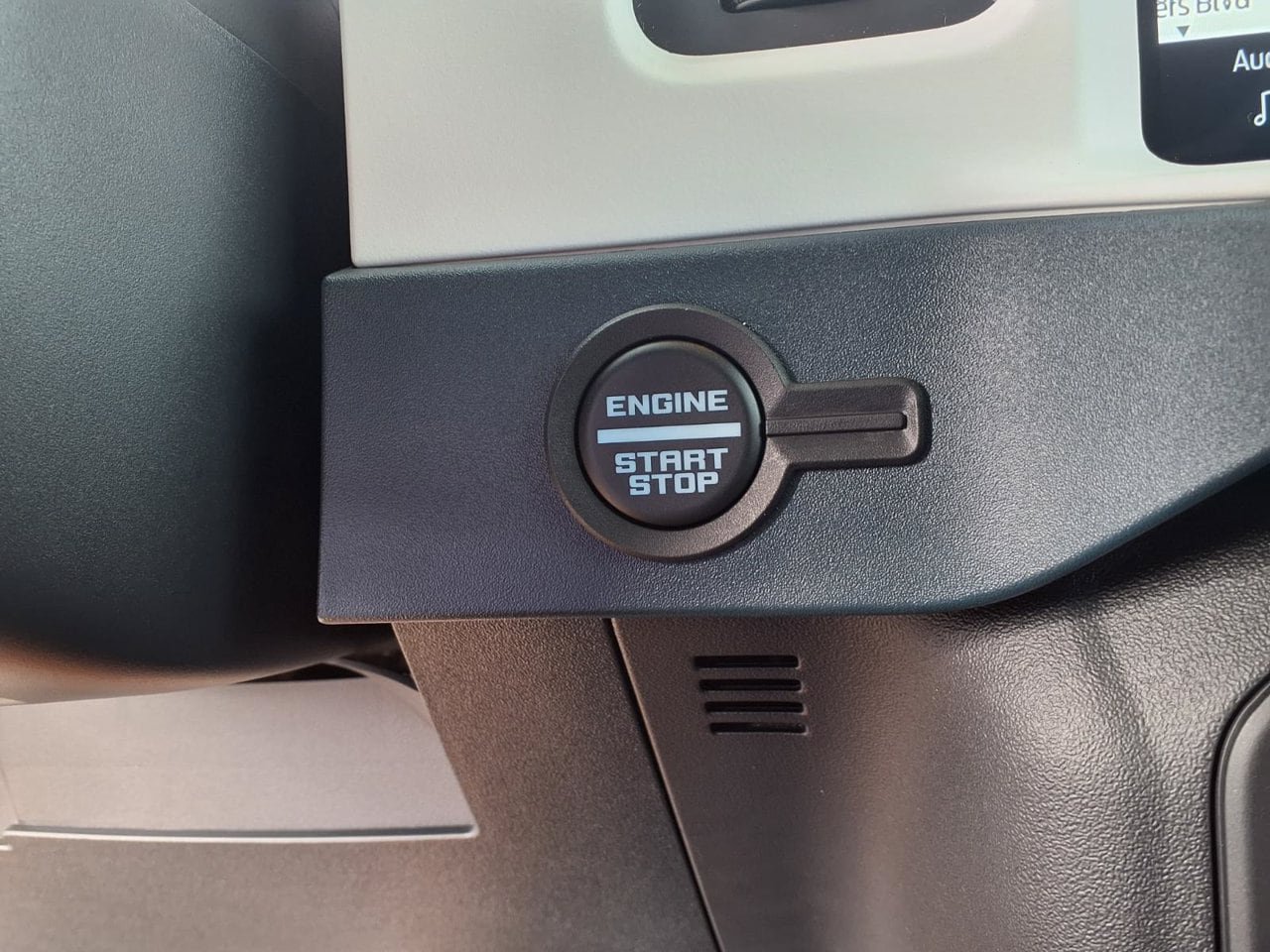 New 2026 Ford Bronco Heritage Edition AWD/4WD image 12