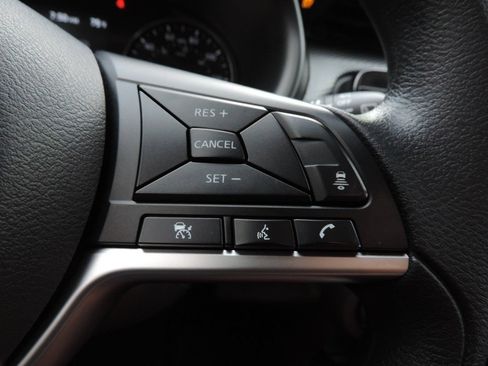Used 2023 Nissan Kicks SV FWD image 27