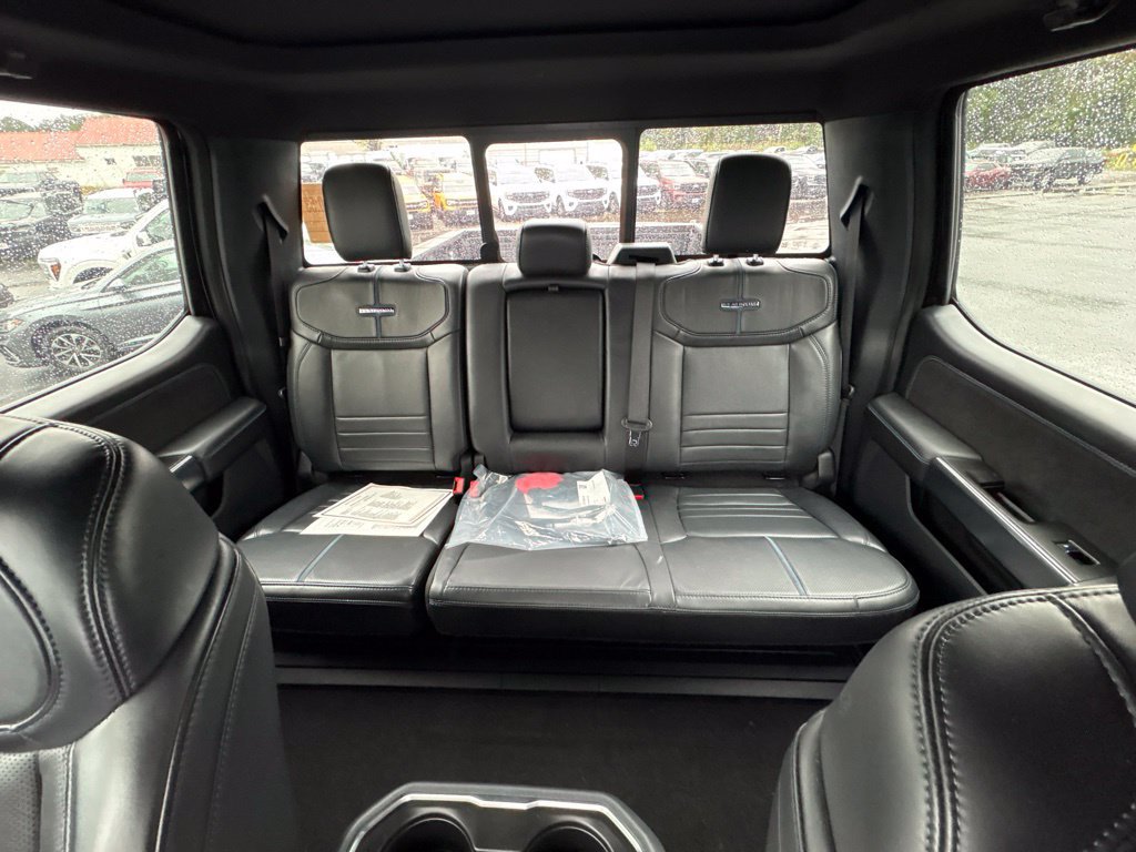 Used 2025 Ford F250 Platinum AWD/4WD image 31