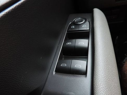 Used 2026 Chevrolet Colorado ZR2 w/ Technology Package AWD/4WD image 29