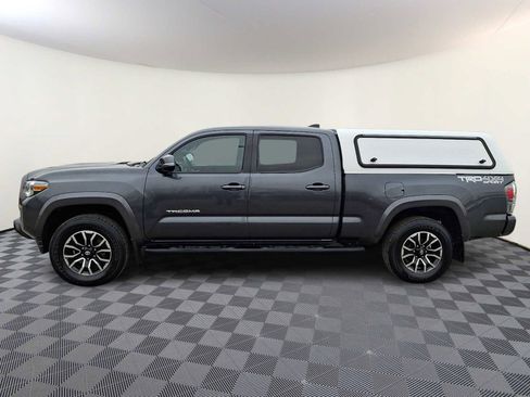 Certified 2022 Toyota Tacoma TRD Sport image 10