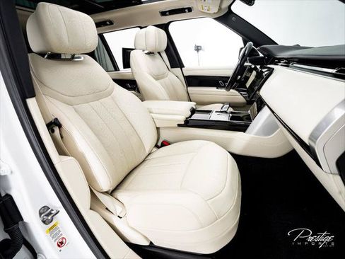 Used 2025 Land Rover Range Rover Autobiography AWD/4WD image 38