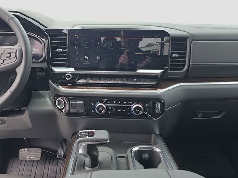 New 2026 GMC Sierra 1500 Elevation w/ Elevation Premium Package AWD/4WD image 14
