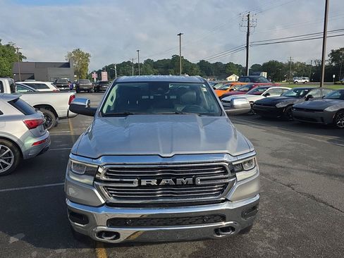 Used 2022 RAM 1500 Laramie AWD/4WD image 3