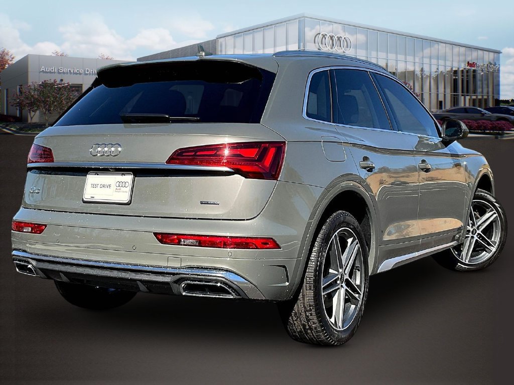 Used 2025 Audi Q5 e Premium Plus AWD/4WD image 7