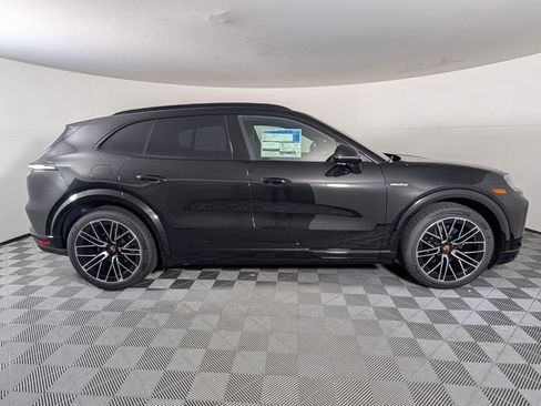 New 2026 Porsche Cayenne Electric AWD/4WD image 8
