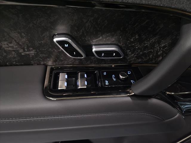 New 2027 Land Rover Range Rover Sport Dynamic SE AWD/4WD image 28