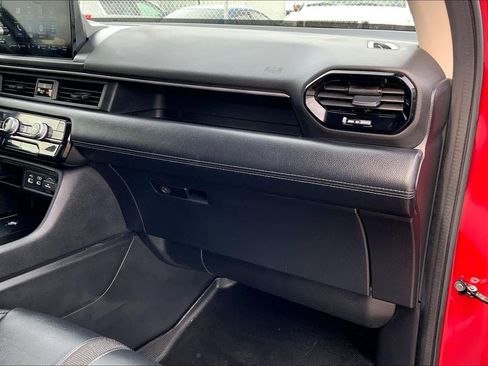 Used 2023 Honda Pilot Touring image 17