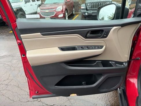 Used 2024 Honda Odyssey EX-L image 10