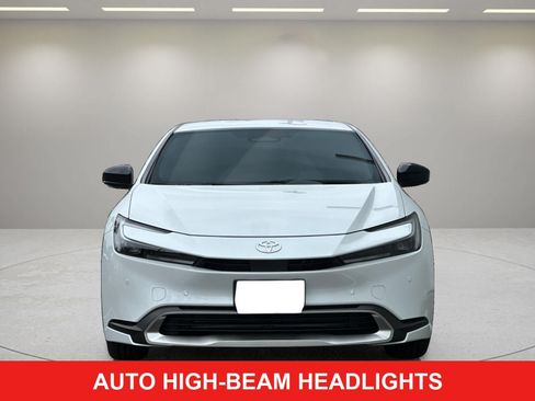 New 2026 Toyota Prius Plug-In Hybrid FWD image 8