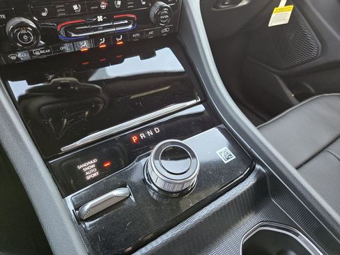 New 2025 Jeep Grand Cherokee L Limited image 12