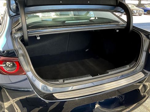 Used 2021 MAZDA MAZDA3 s image 36