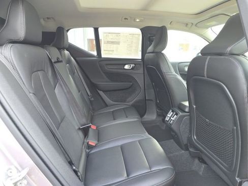 New 2026 Volvo XC40 B5 Plus w/ Climate Package AWD/4WD image 16