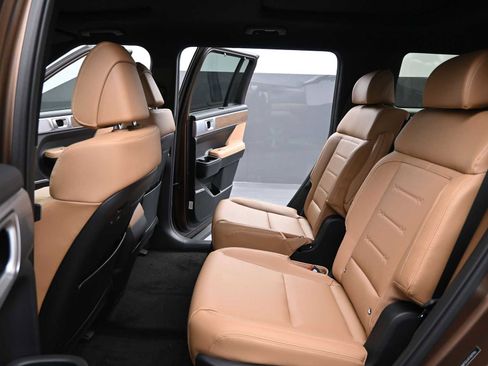 New 2026 Hyundai Santa Fe Limited image 14