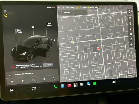 Used 2023 Tesla Model Y Long Range AWD/4WD image 9