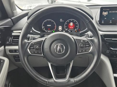 Used 2022 Acura MDX FWD w/ Technology Package image 12