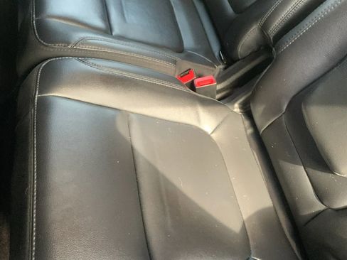 Used 2017 Ford Explorer XLT w/ Equipment Group 202A FWD image 17