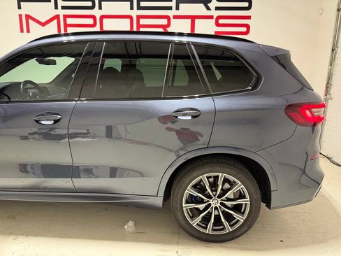 Used 2022 BMW X5 xDrive40i w/ M Sport Package AWD/4WD image 6