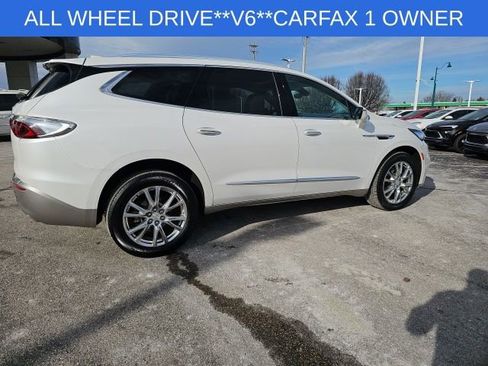 Used 2022 Buick Enclave Premium w/ Experience Buick Package image 22