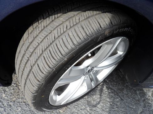 Used 2014 Volkswagen CC R-Line image 21