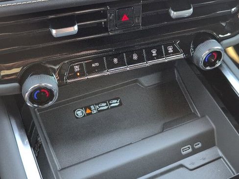 New 2026 Chevrolet Tahoe Premier w/ Sun And Tow Package image 29