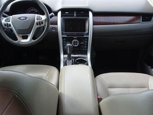 Used 2013 Ford Edge Limited w/ Driver Entry Pkg FWD image 11