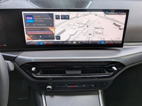 Used 2025 BMW 330i 330i w/ Premium Package image 15