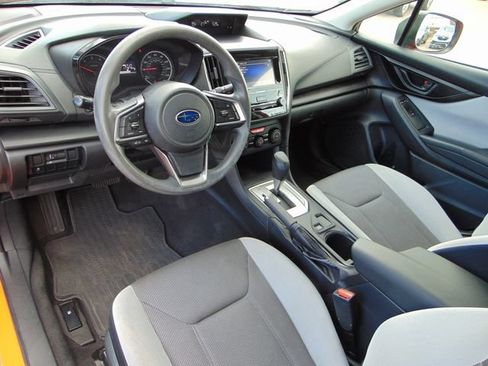 Used 2018 Subaru Crosstrek 2.0i AWD/4WD image 11