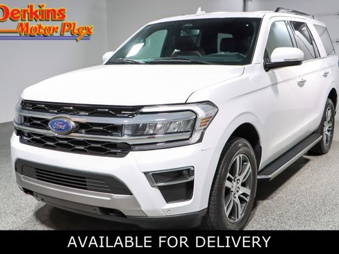 Used 2023 Ford Expedition Limited image 1