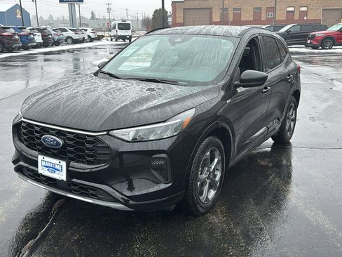 Used 2023 Ford Escape ST-Line w/ Tech Pack #1 image 4