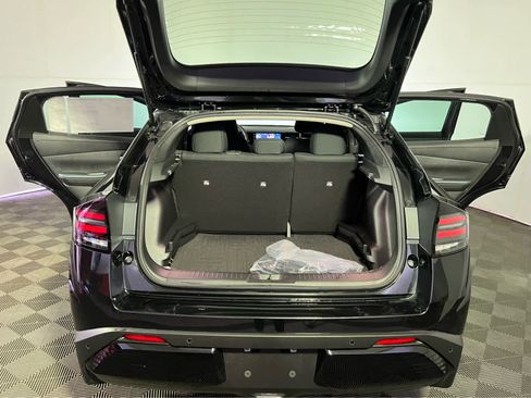 New 2026 Nissan Leaf S+ w/ Floor Mat Package (S+) FWD image 16