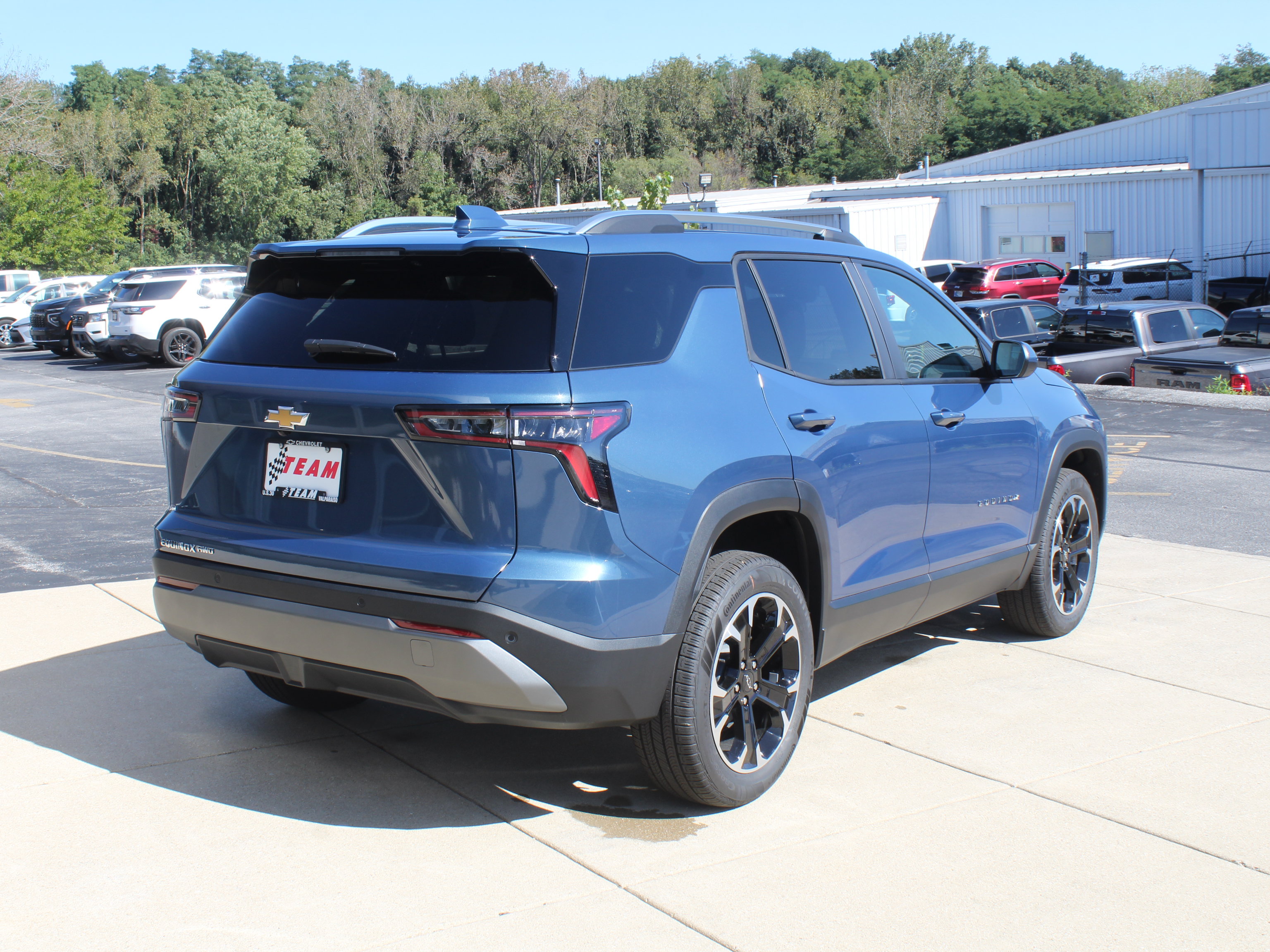 New 2027 Chevrolet Equinox LT AWD/4WD image 6