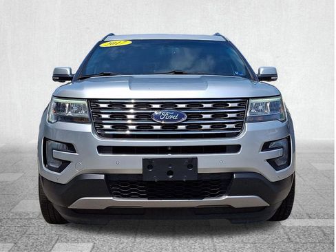 Used 2017 Ford Explorer Limited AWD/4WD image 2