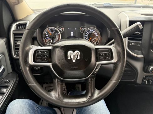 Used 2019 RAM 2500 Big Horn AWD/4WD image 15