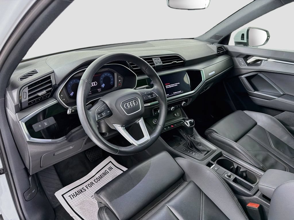 Used 2023 Audi Q3 2.0T Premium Plus w/ Premium Plus Package AWD/4WD image 9