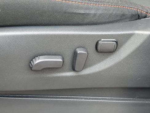 Certified 2025 Nissan Frontier PRO-4X w/ Interior Protection Package AWD/4WD image 6