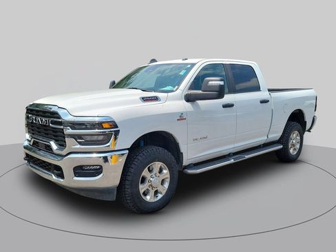 Used 2025 RAM 2500 Big Horn AWD/4WD image 7