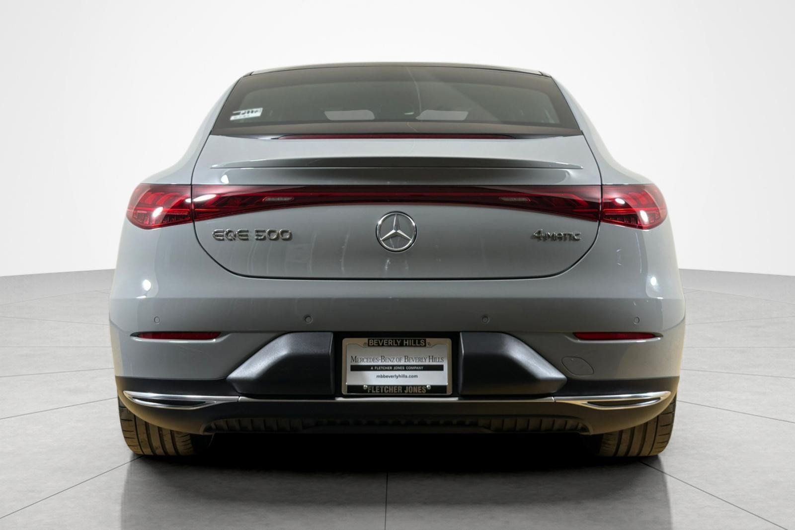 Used 2023 Mercedes-Benz EQE 500 4MATIC Sedan image 4