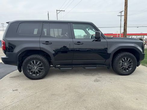 Used 2024 Toyota Land Cruiser 1958 image 8